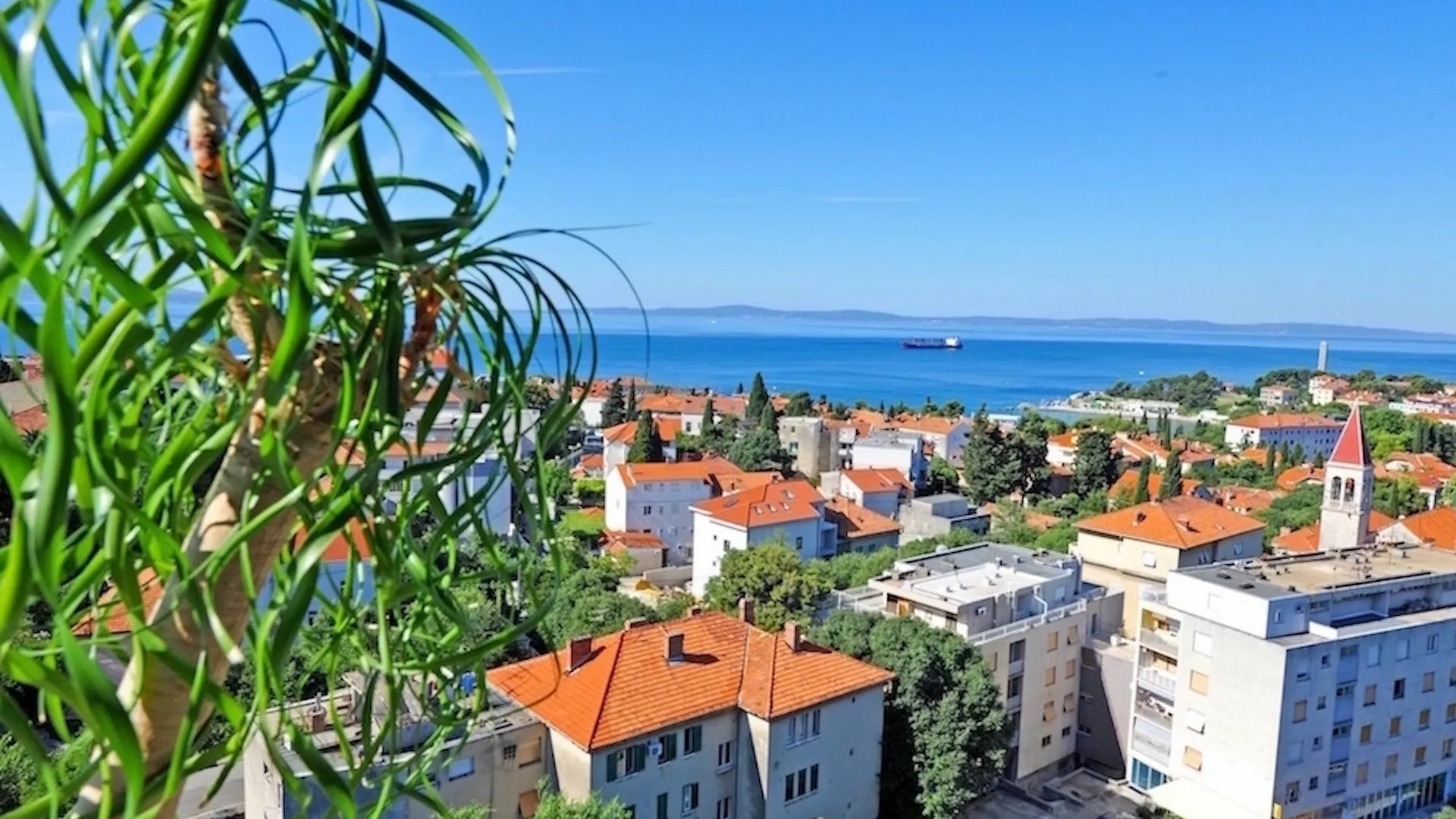 Pietra Rossa 4*, Split
